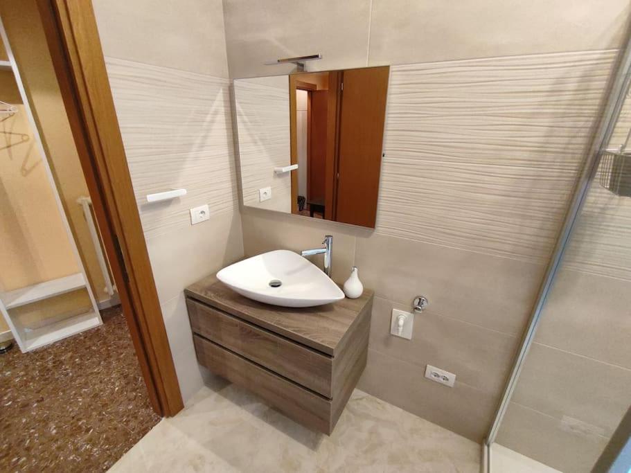 Apartment Mi Affaccio Sulla Piazza