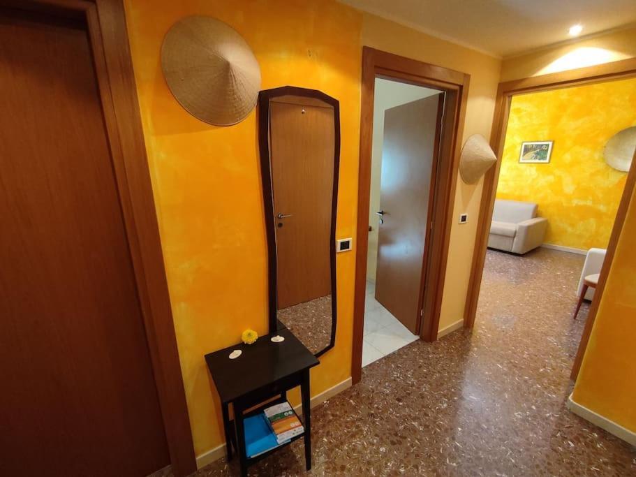 Mi Affaccio Sulla Piazza Milan